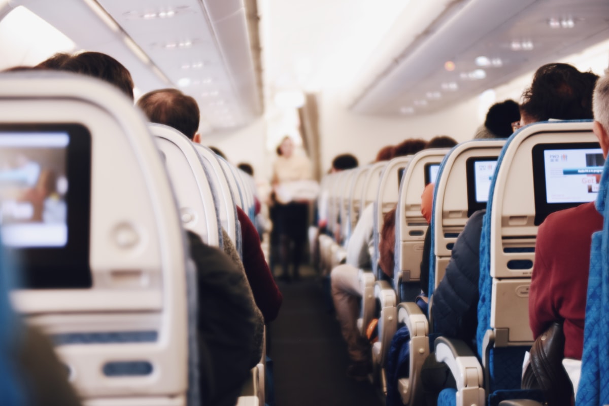 Budget airline travel tips for saving money on flights